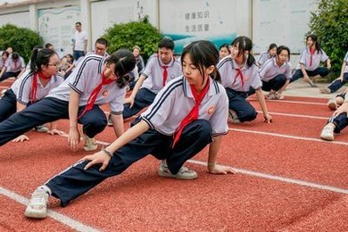 《饕餮与水蜜桃》沈峙唐青